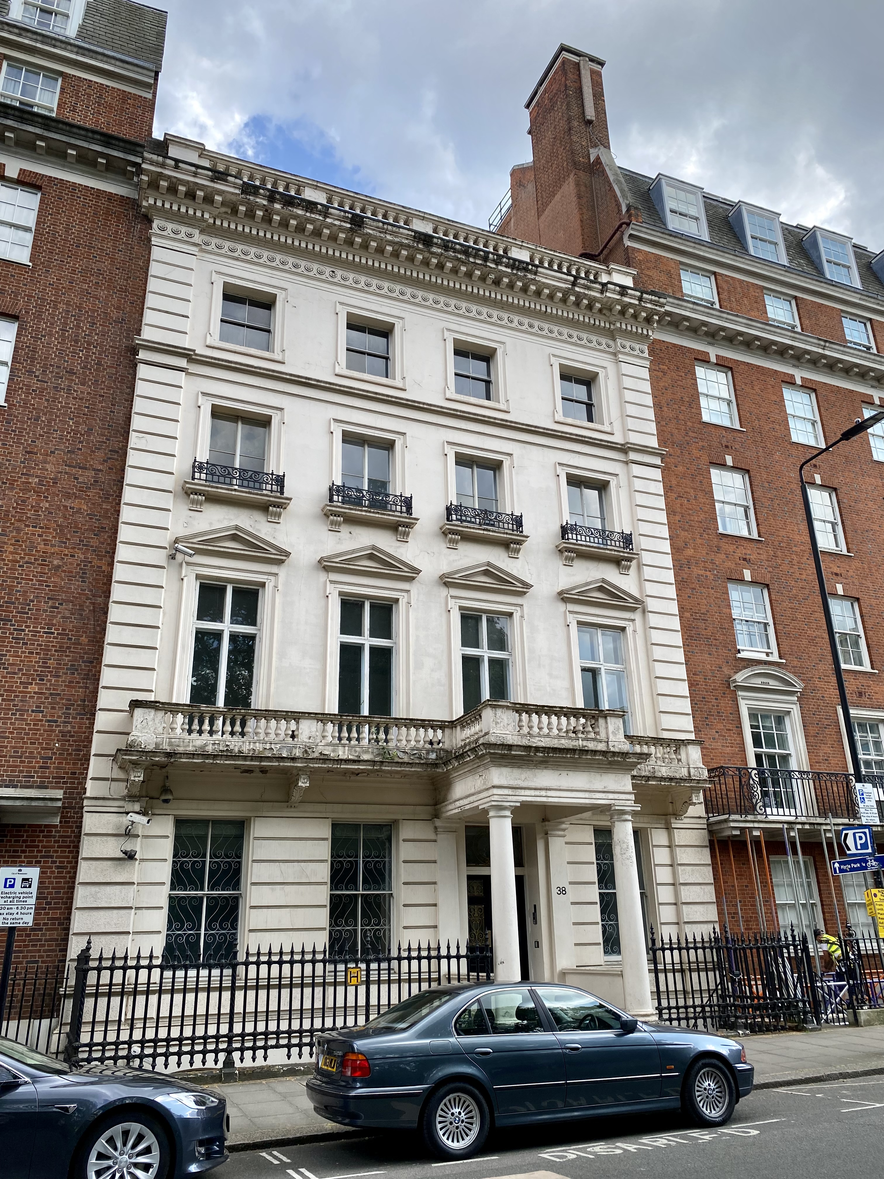 Wealth managers in Mayfair, London W1: a short guide